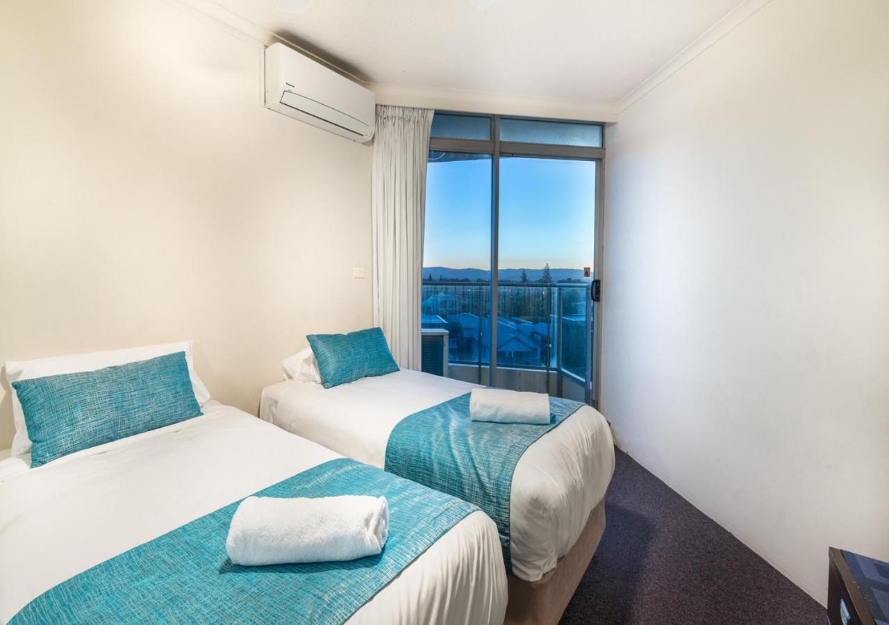 Foreshore Beachfront Apartments Gold Coast Extérieur photo