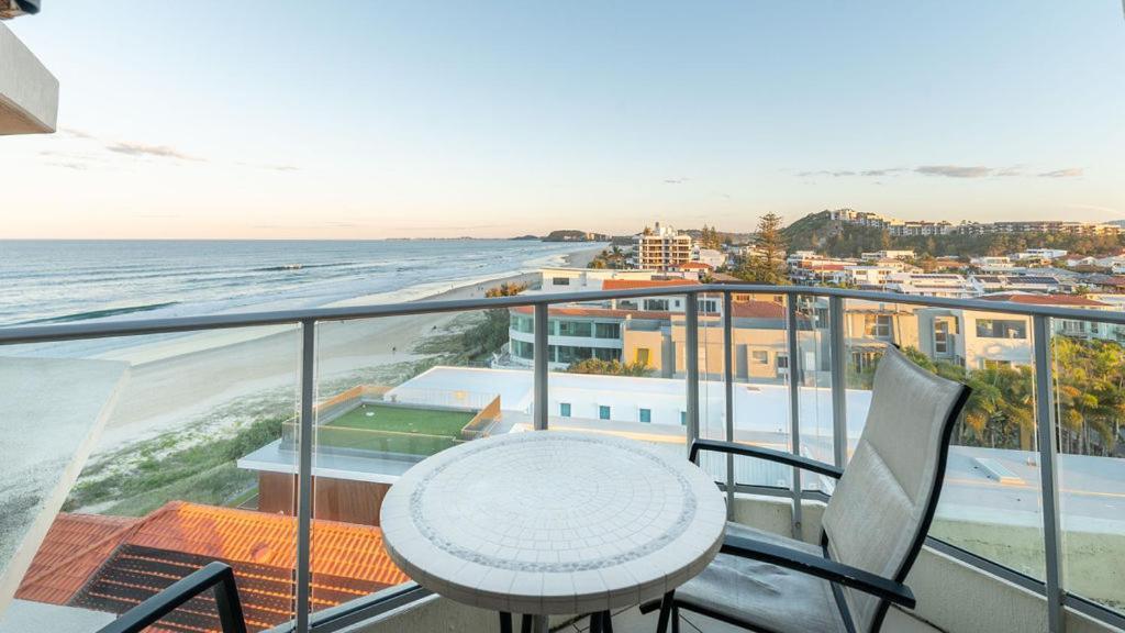 Foreshore Beachfront Apartments Gold Coast Extérieur photo
