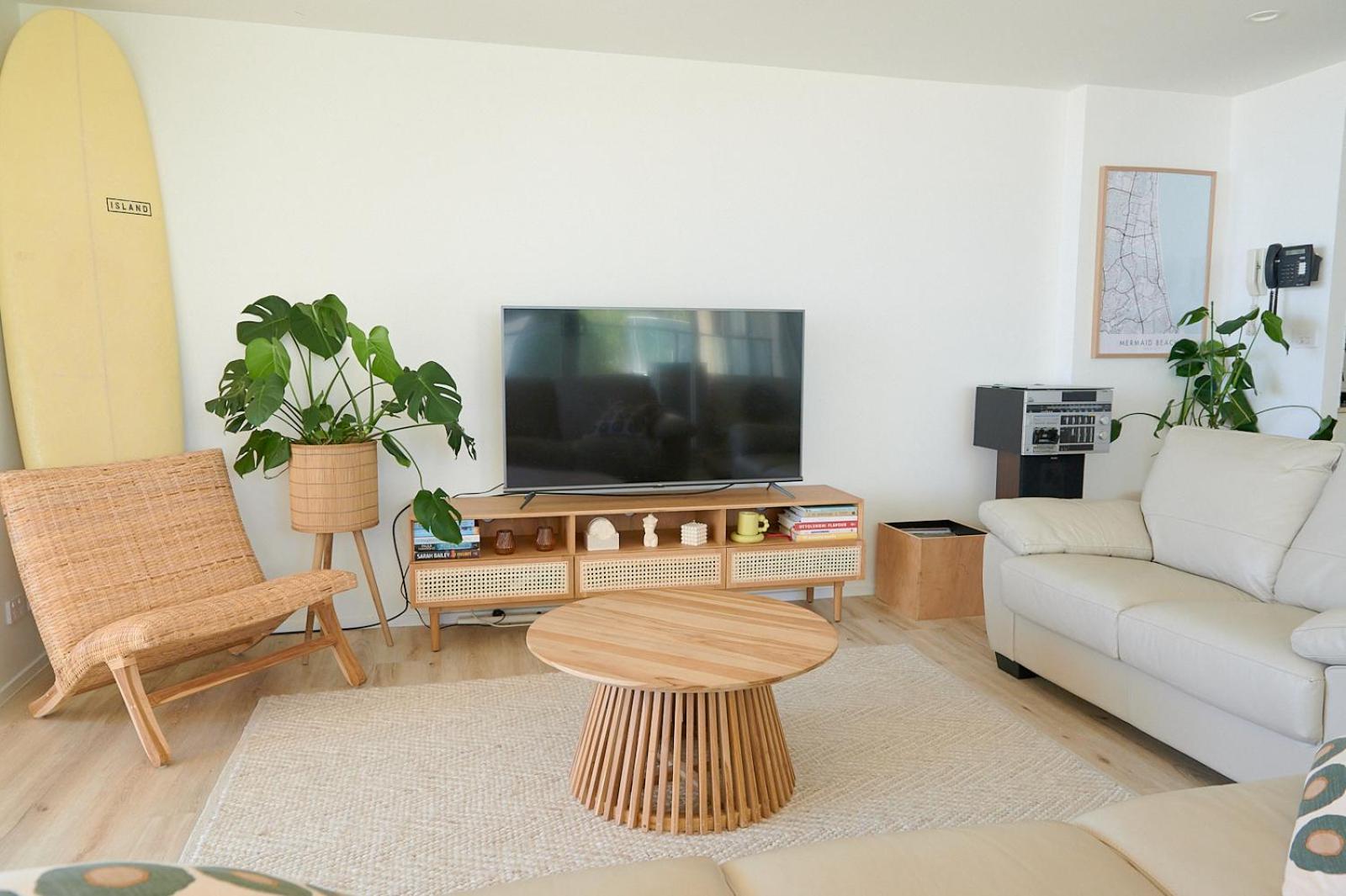 Foreshore Beachfront Apartments Gold Coast Extérieur photo