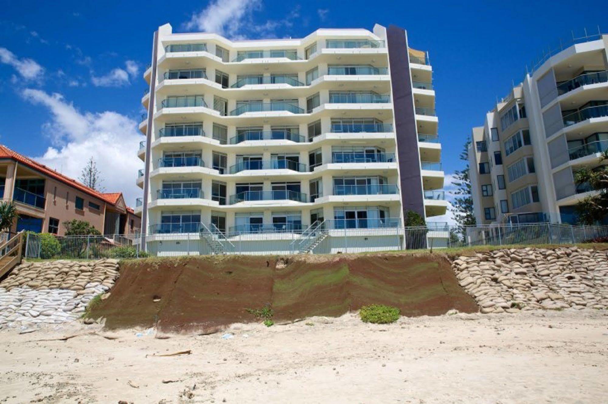 Foreshore Beachfront Apartments Gold Coast Extérieur photo