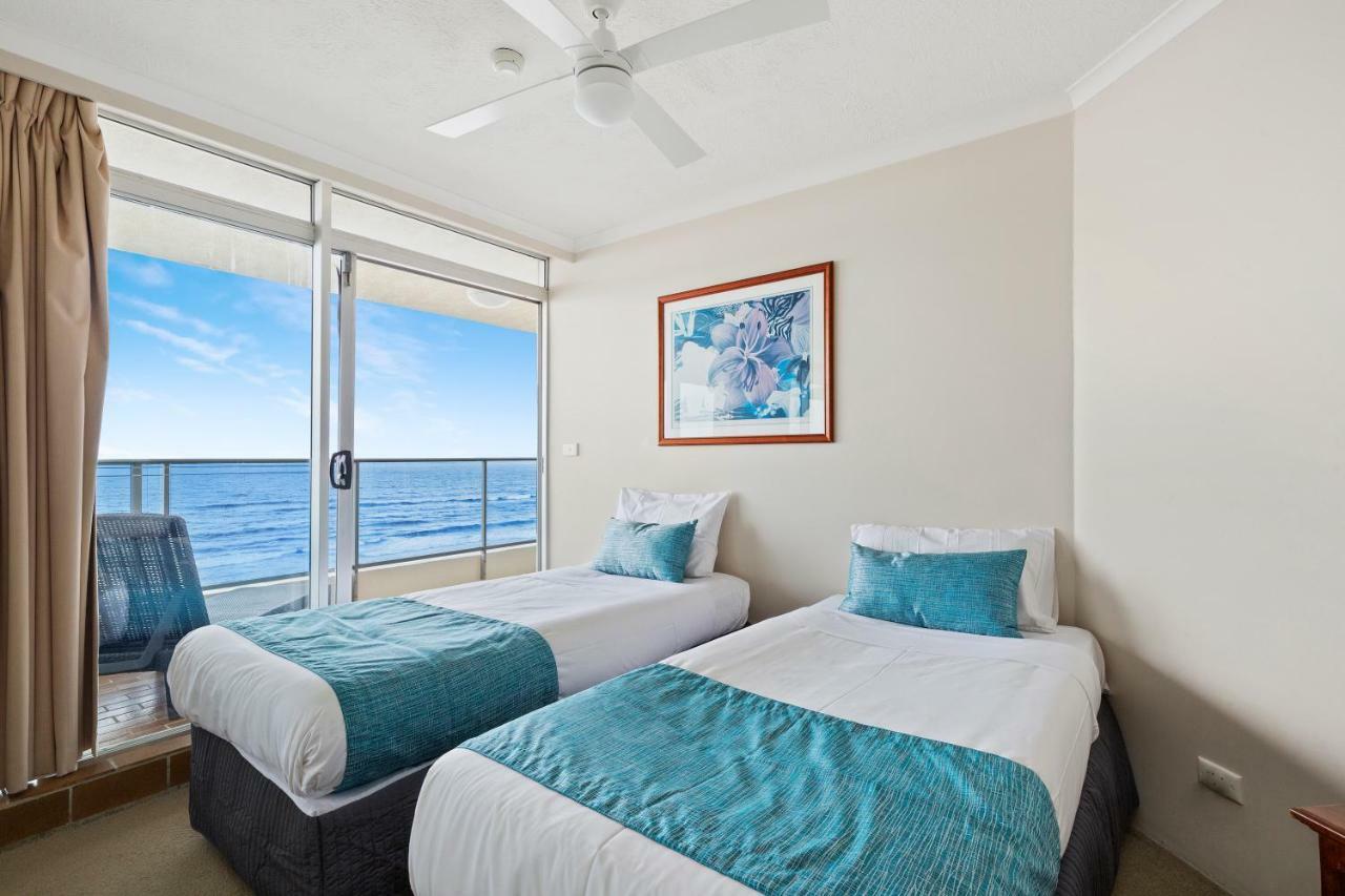 Foreshore Beachfront Apartments Gold Coast Extérieur photo