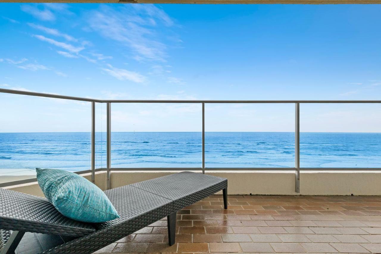Foreshore Beachfront Apartments Gold Coast Extérieur photo
