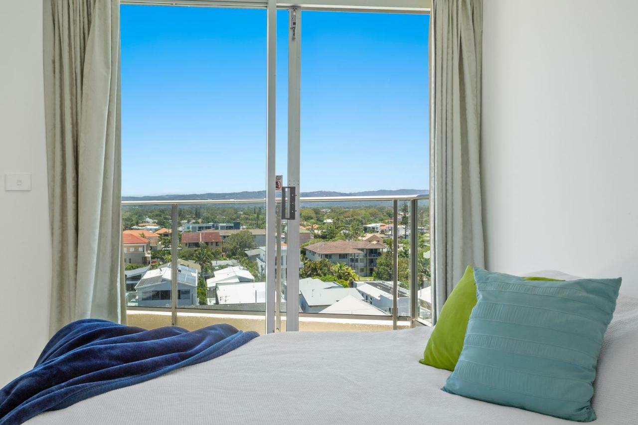 Foreshore Beachfront Apartments Gold Coast Extérieur photo