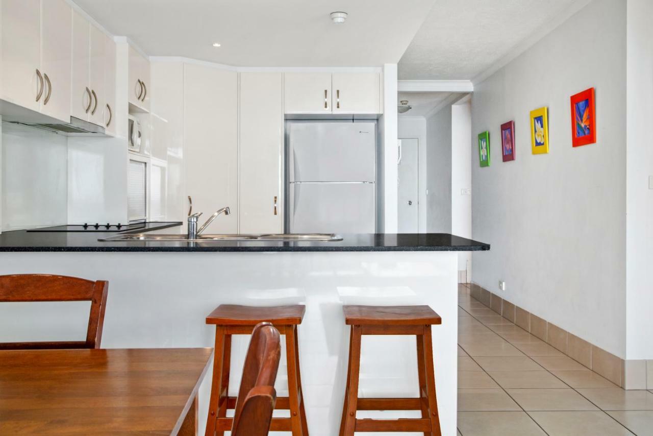 Foreshore Beachfront Apartments Gold Coast Extérieur photo