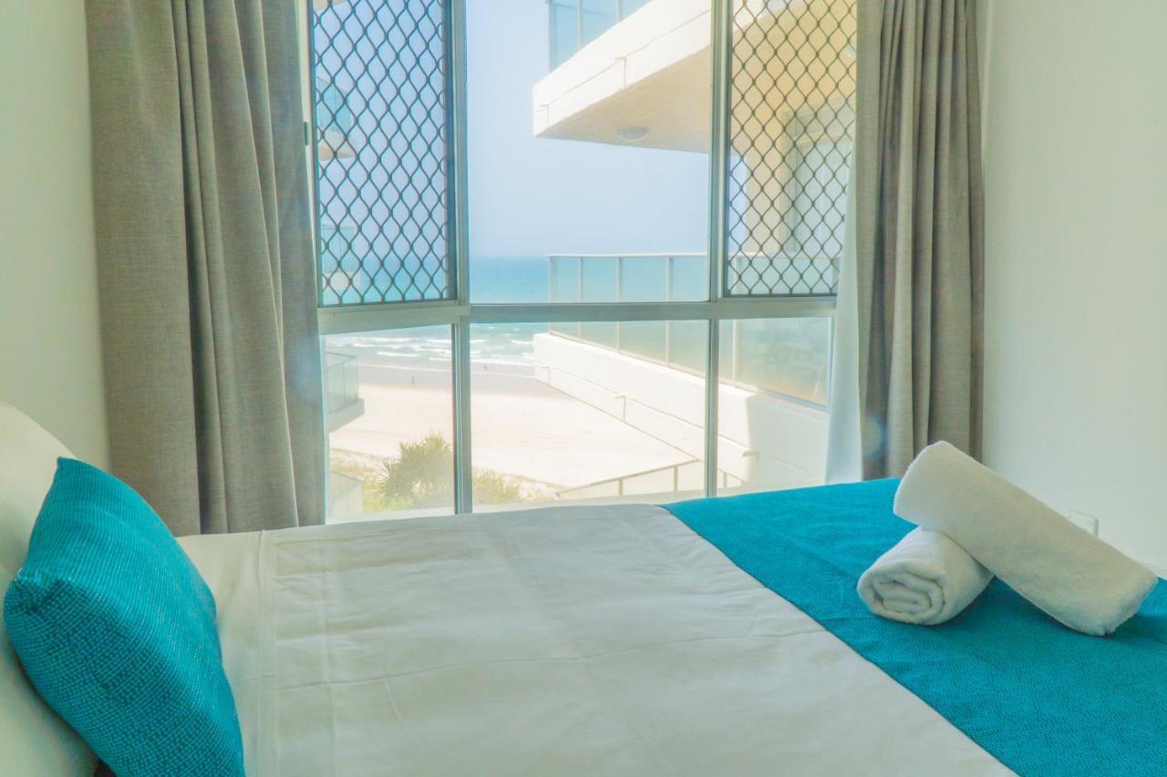 Foreshore Beachfront Apartments Gold Coast Extérieur photo